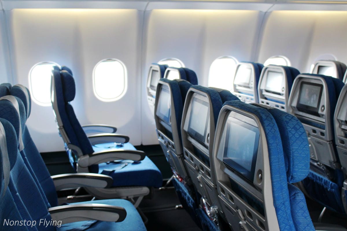 2017.06.29 國泰航空 CX754 曼谷BKK-香港HKG 飛行記錄 (A330-300經濟艙) - 第27張圖 2017.06.29 國泰航空 CX754 曼谷BKK-香港HKG 飛行記錄 (A330-300經濟艙)