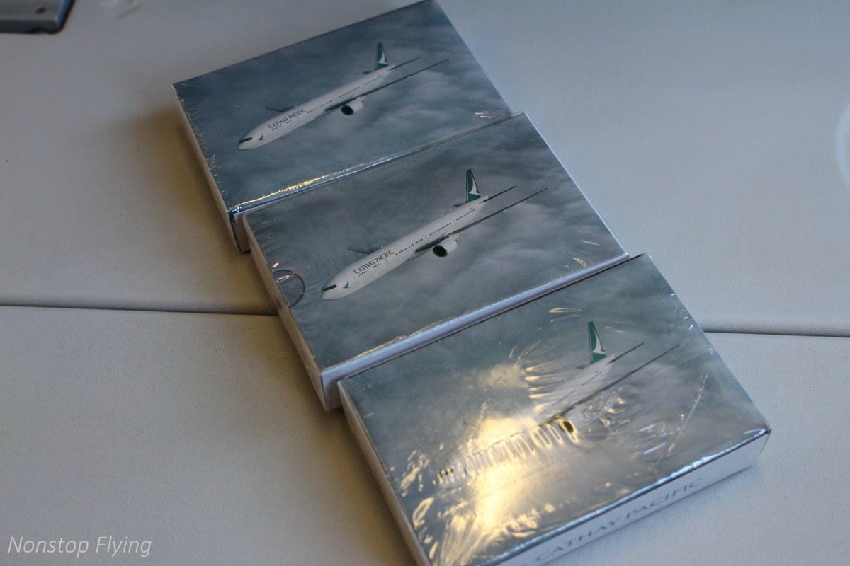 2017.06.29 國泰航空 CX754 曼谷BKK-香港HKG 飛行記錄 (A330-300經濟艙) - 第53張圖 2017.06.29 國泰航空 CX754 曼谷BKK-香港HKG 飛行記錄 (A330-300經濟艙)