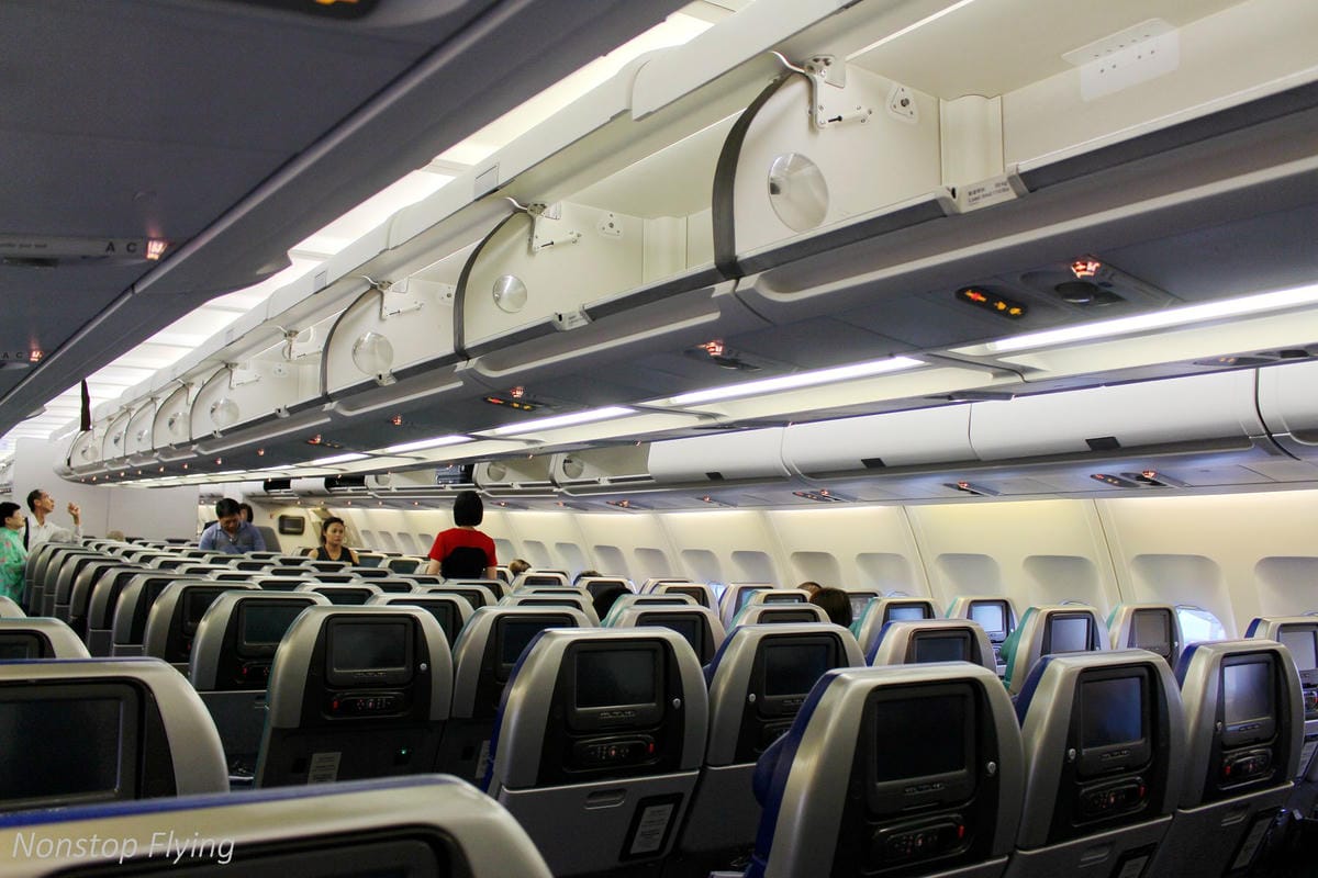 2017.06.29 國泰港龍 KA482 香港HKG-台北TPE 飛行記錄 (A330-300經濟艙) - 第30張圖 2017.06.29 國泰港龍 KA482 香港HKG-台北TPE 飛行記錄 (A330-300經濟艙)