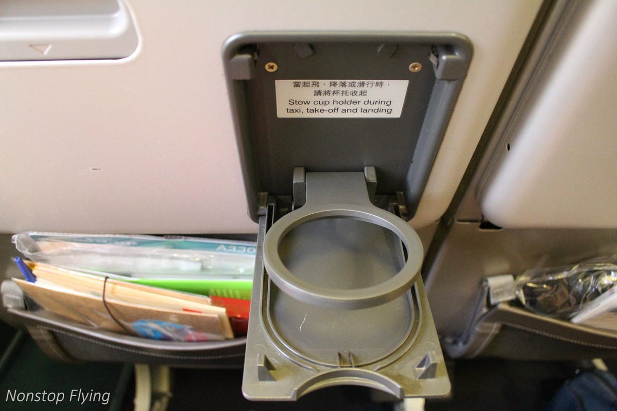 2017.06.29 國泰港龍 KA482 香港HKG-台北TPE 飛行記錄 (A330-300經濟艙) - 第33張圖 2017.06.29 國泰港龍 KA482 香港HKG-台北TPE 飛行記錄 (A330-300經濟艙)