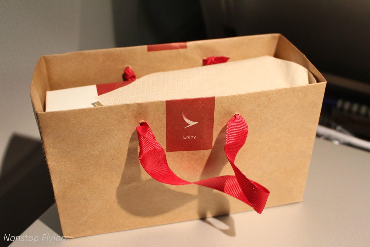 2017.06.29 國泰港龍 KA482 香港HKG-台北TPE 飛行記錄 (A330-300經濟艙) - 第47張圖 2017.06.29 國泰港龍 KA482 香港HKG-台北TPE 飛行記錄 (A330-300經濟艙)