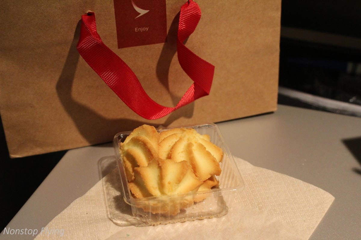 2017.06.29 國泰港龍 KA482 香港HKG-台北TPE 飛行記錄 (A330-300經濟艙) - 第51張圖 2017.06.29 國泰港龍 KA482 香港HKG-台北TPE 飛行記錄 (A330-300經濟艙)