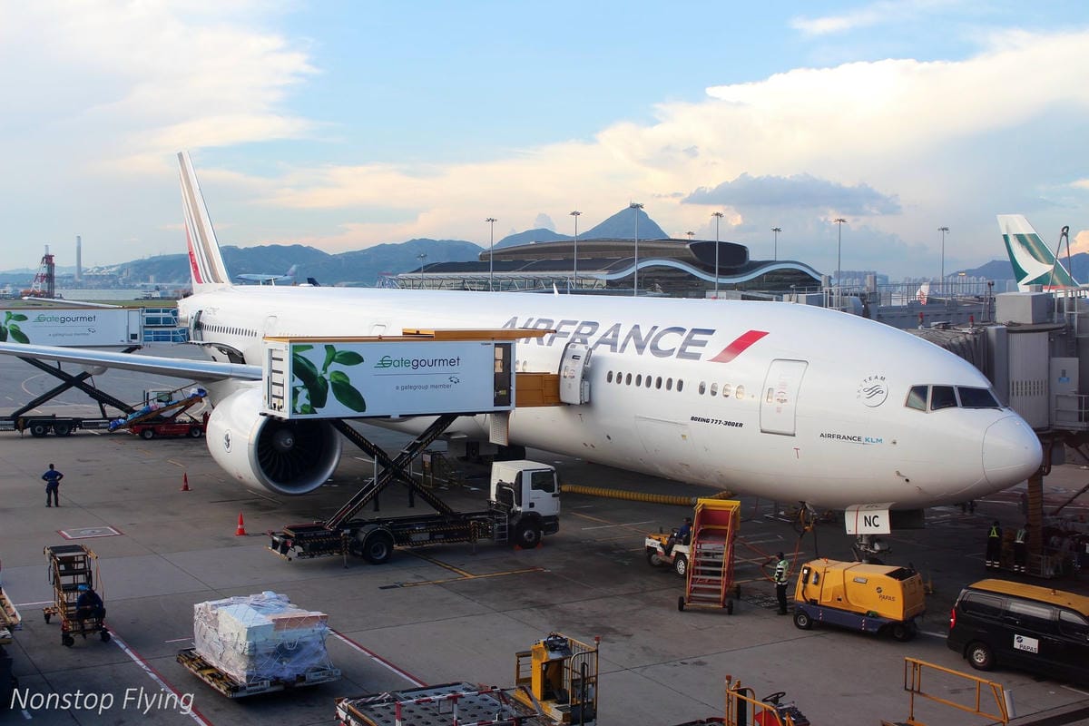2017.06.29 國泰港龍 KA482 香港HKG-台北TPE 飛行記錄 (A330-300經濟艙) - 第18張圖 2017.06.29 國泰港龍 KA482 香港HKG-台北TPE 飛行記錄 (A330-300經濟艙)