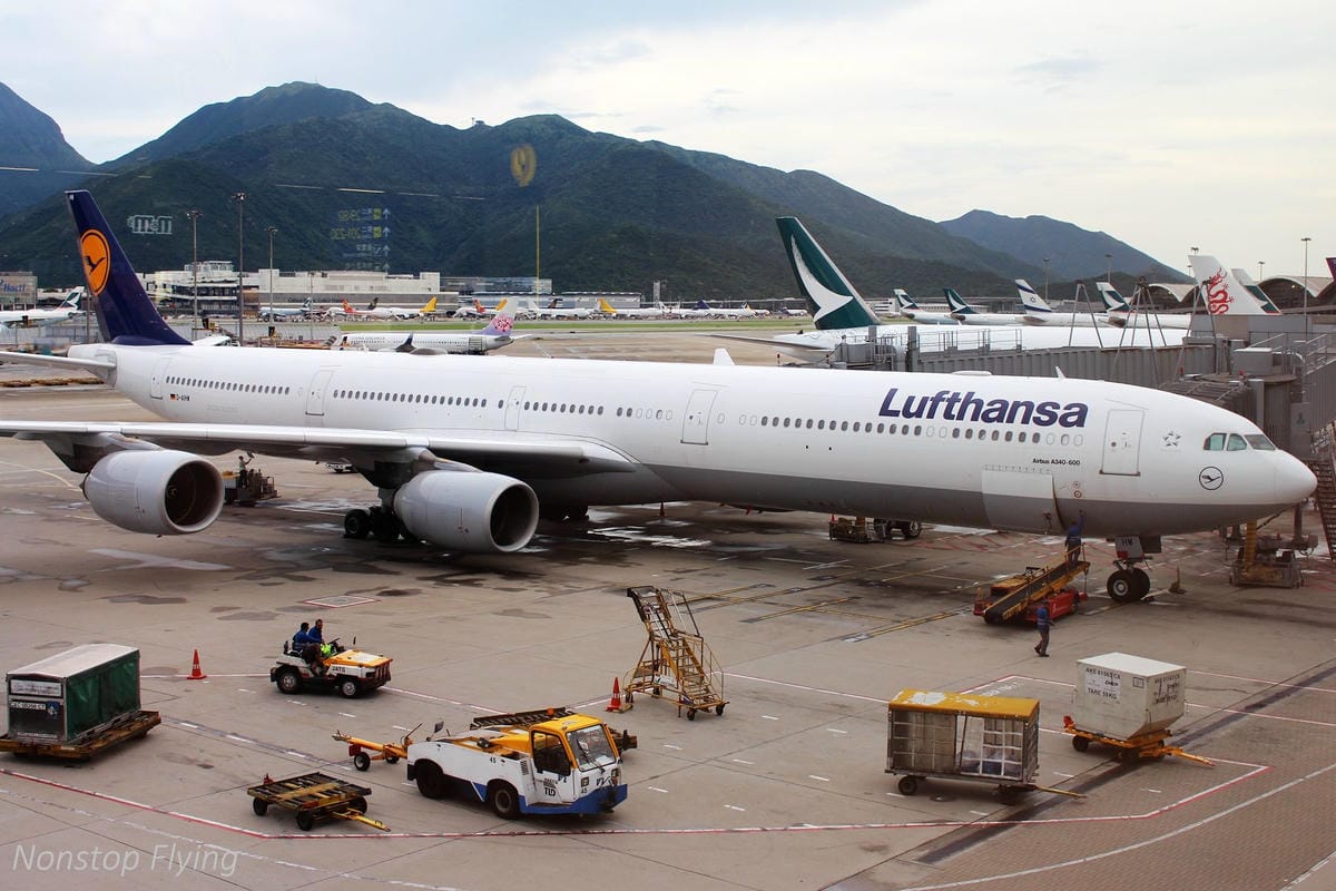 2017.07.04 國泰航空 CX421 台北TPE-香港HKG 飛行記錄 (A330-300經濟艙) - 第56張圖 2017.07.04 國泰航空 CX421 台北TPE-香港HKG 飛行記錄 (A330-300經濟艙)