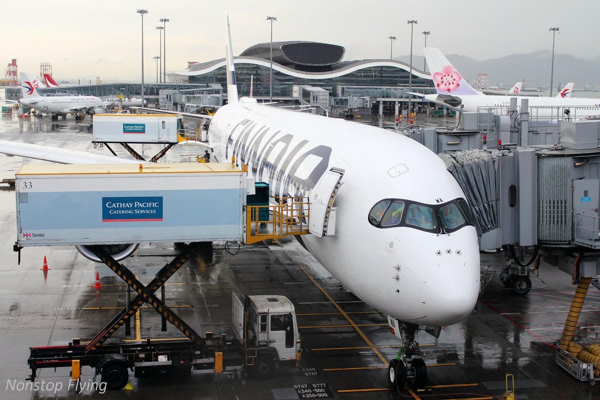 2017.07.04 國泰航空 CX421 台北TPE-香港HKG 飛行記錄 (A330-300經濟艙) - 第49張圖 2017.07.04 國泰航空 CX421 台北TPE-香港HKG 飛行記錄 (A330-300經濟艙)