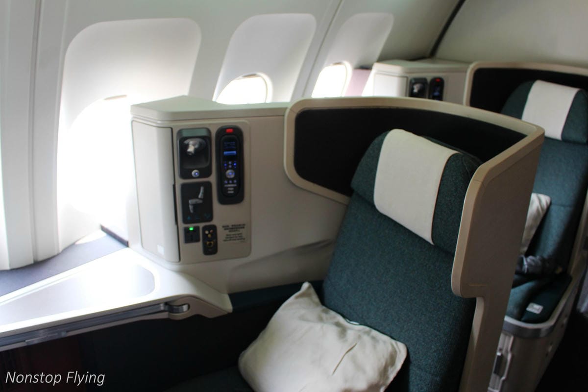 2017.07.04 國泰航空 CX421 台北TPE-香港HKG 飛行記錄 (A330-300經濟艙) - 第9張圖 2017.07.04 國泰航空 CX421 台北TPE-香港HKG 飛行記錄 (A330-300經濟艙)