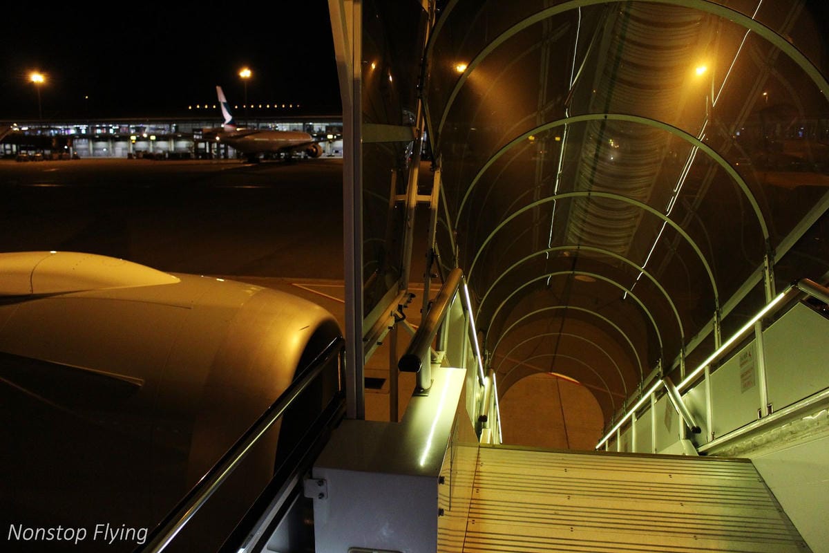 2017.07.04 卡達航空 QR817 香港HKG-杜哈DOH 飛行記錄 (787-8經濟艙) 終生難忘的三上三下奇幻旅程! - 第54張圖 2017.07.04 卡達航空 QR817 香港HKG-杜哈DOH 飛行記錄 (787-8經濟艙) 終生難忘的三上三下奇幻旅程!