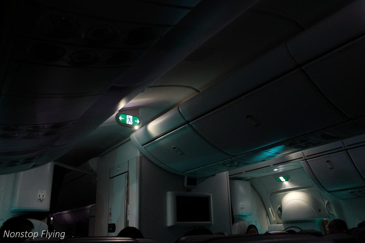 2017.07.04 卡達航空 QR817 香港HKG-杜哈DOH 飛行記錄 (787-8經濟艙) 終生難忘的三上三下奇幻旅程! - 第79張圖 2017.07.04 卡達航空 QR817 香港HKG-杜哈DOH 飛行記錄 (787-8經濟艙) 終生難忘的三上三下奇幻旅程!