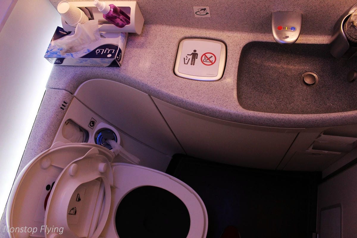 2017.07.04 卡達航空 QR817 香港HKG-杜哈DOH 飛行記錄 (787-8經濟艙) 終生難忘的三上三下奇幻旅程! - 第87張圖 2017.07.04 卡達航空 QR817 香港HKG-杜哈DOH 飛行記錄 (787-8經濟艙) 終生難忘的三上三下奇幻旅程!