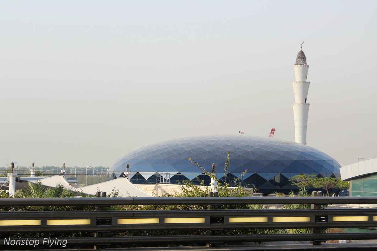 【卡達杜哈】哈馬德國際機場-世界前10、中東最佳五星級機場，設旅館、休息室、遊戲區、蘋果電腦、免費市區觀光