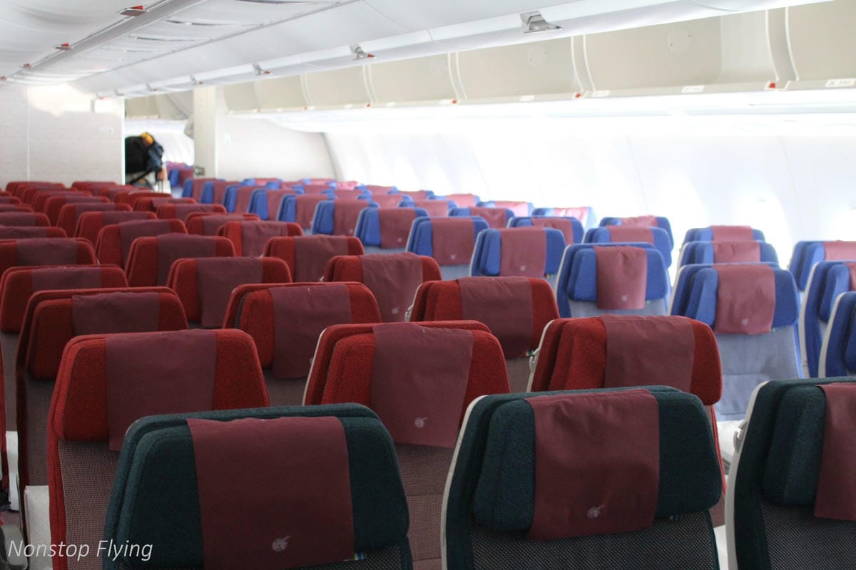 2017.07.06 卡達航空 QR149 杜哈DOH-馬德里MAD 飛行記錄 (A350-900經濟艙) 奇遇特別的LATAM租機! - 第9張圖 2017.07.06 卡達航空 QR149 杜哈DOH-馬德里MAD 飛行記錄 (A350-900經濟艙) 奇遇特別的LATAM租機!