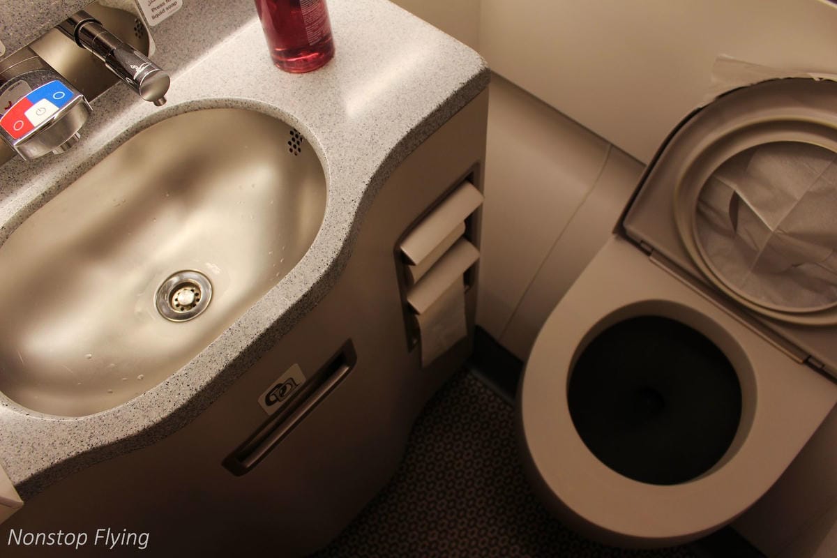 2017.07.06 卡達航空 QR149 杜哈DOH-馬德里MAD 飛行記錄 (A350-900經濟艙) 奇遇特別的LATAM租機! - 第24張圖 2017.07.06 卡達航空 QR149 杜哈DOH-馬德里MAD 飛行記錄 (A350-900經濟艙) 奇遇特別的LATAM租機!