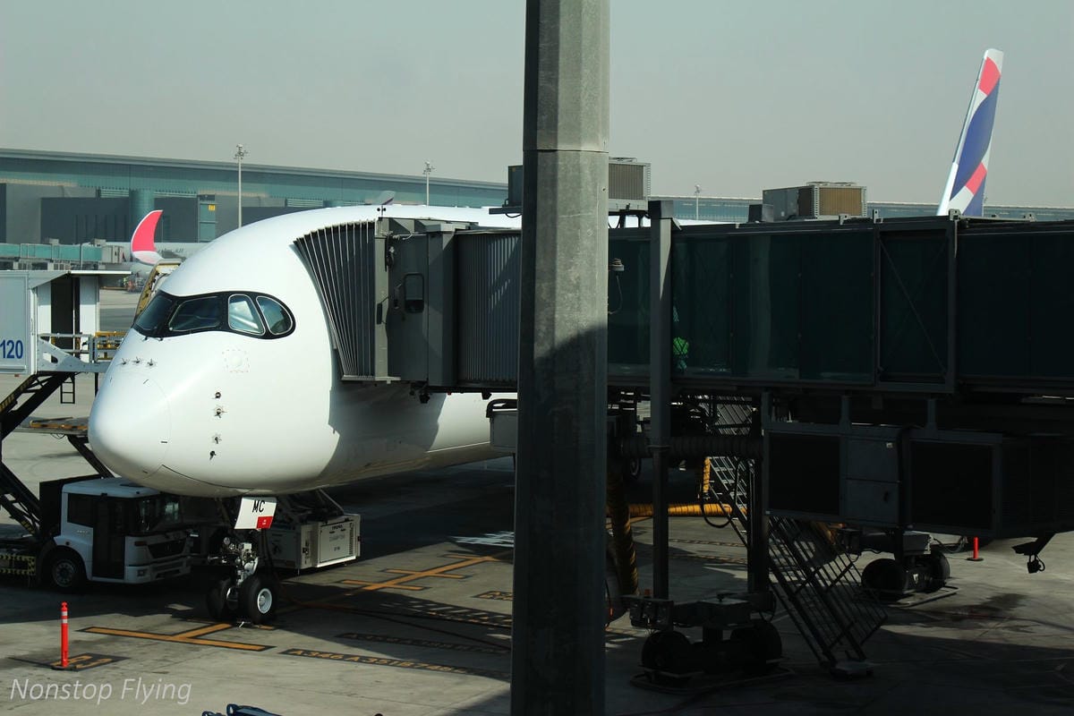 2017.07.06 卡達航空 QR149 杜哈DOH-馬德里MAD 飛行記錄 (A350-900經濟艙) 奇遇特別的LATAM租機! - 第4張圖 2017.07.06 卡達航空 QR149 杜哈DOH-馬德里MAD 飛行記錄 (A350-900經濟艙) 奇遇特別的LATAM租機!