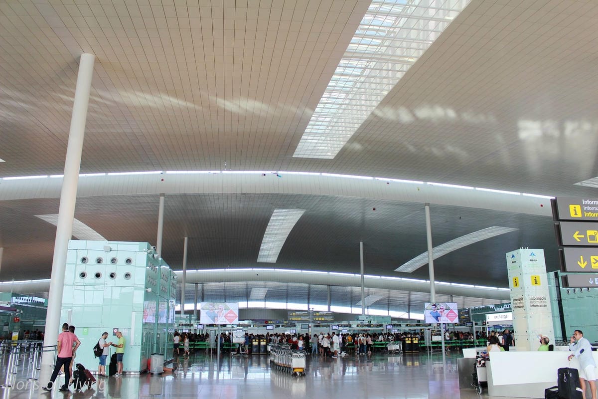 2017.07.19 卡達航空 QR142 巴塞隆納BCN-杜哈DOH 飛行記錄 (787-8經濟艙) 含巴塞隆納機場介紹 - 第8張圖 2017.07.19 卡達航空 QR142 巴塞隆納BCN-杜哈DOH 飛行記錄 (787-8經濟艙) 含巴塞隆納機場介紹