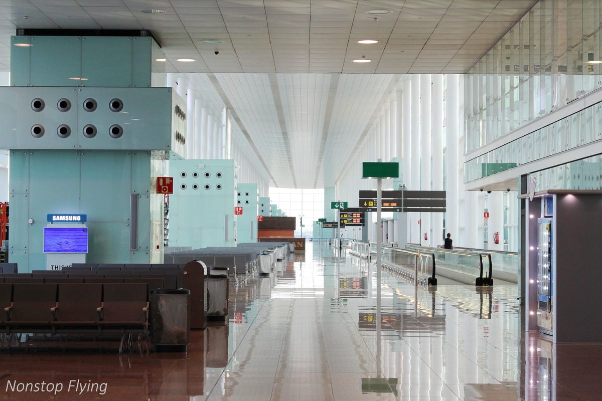 2017.07.19 卡達航空 QR142 巴塞隆納BCN-杜哈DOH 飛行記錄 (787-8經濟艙) 含巴塞隆納機場介紹 - 第24張圖 2017.07.19 卡達航空 QR142 巴塞隆納BCN-杜哈DOH 飛行記錄 (787-8經濟艙) 含巴塞隆納機場介紹