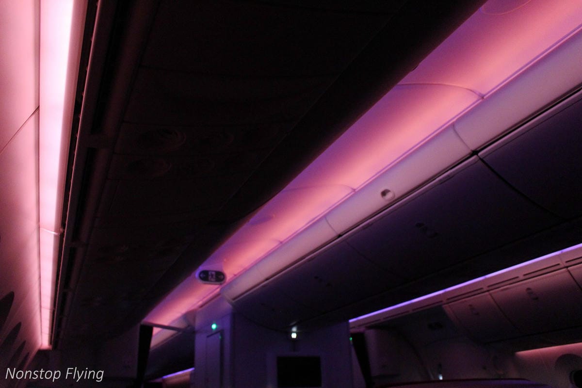 2017.07.19 卡達航空 QR142 巴塞隆納BCN-杜哈DOH 飛行記錄 (787-8經濟艙) 含巴塞隆納機場介紹 - 第69張圖 2017.07.19 卡達航空 QR142 巴塞隆納BCN-杜哈DOH 飛行記錄 (787-8經濟艙) 含巴塞隆納機場介紹