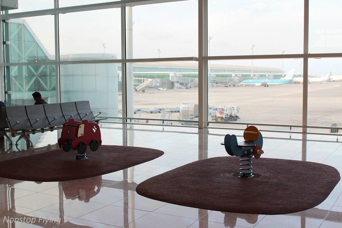 2017.07.19 卡達航空 QR142 巴塞隆納BCN-杜哈DOH 飛行記錄 (787-8經濟艙) 含巴塞隆納機場介紹 - 第38張圖 2017.07.19 卡達航空 QR142 巴塞隆納BCN-杜哈DOH 飛行記錄 (787-8經濟艙) 含巴塞隆納機場介紹