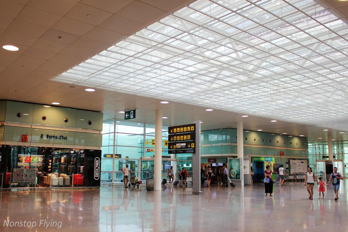 2017.07.19 卡達航空 QR142 巴塞隆納BCN-杜哈DOH 飛行記錄 (787-8經濟艙) 含巴塞隆納機場介紹 - 第6張圖 2017.07.19 卡達航空 QR142 巴塞隆納BCN-杜哈DOH 飛行記錄 (787-8經濟艙) 含巴塞隆納機場介紹