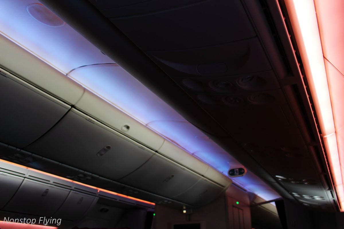2017.07.20 卡達航空 QR816 杜哈DOH-香港HKG 飛行記錄 (787-8經濟艙) - 第33張圖 2017.07.20 卡達航空 QR816 杜哈DOH-香港HKG 飛行記錄 (787-8經濟艙)