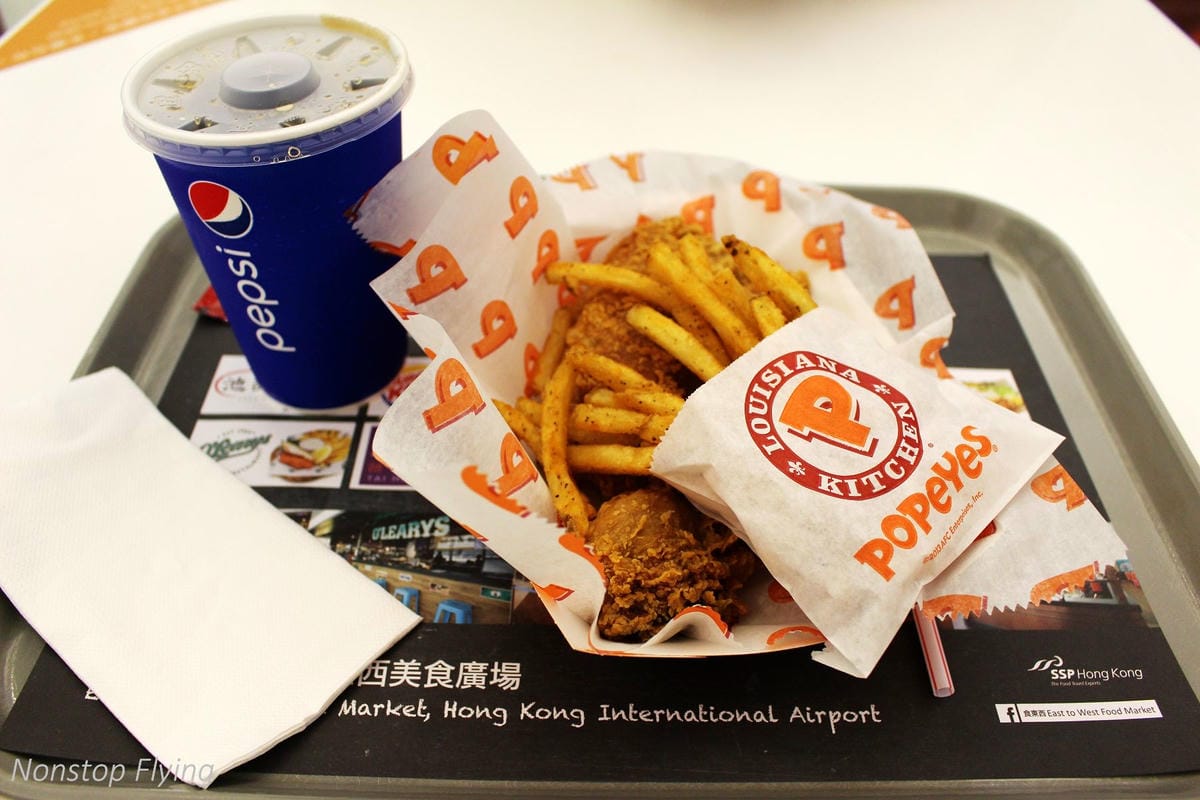 2017.07.20 國泰航空 CX408 香港HKG-台北TPE 飛行記錄 (777-300經濟艙)+水果餐 - 第2張圖 2017.07.20 國泰航空 CX408 香港HKG-台北TPE 飛行記錄 (777-300經濟艙)+水果餐