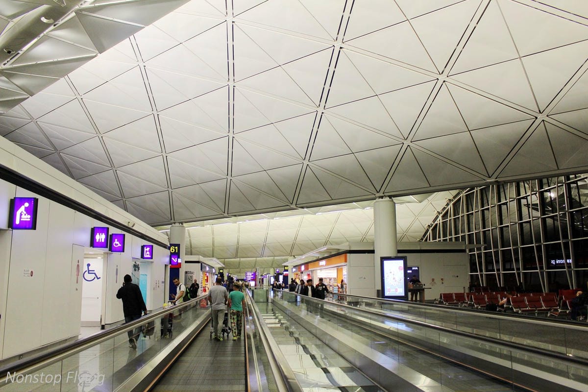 2017.07.20 國泰航空 CX408 香港HKG-台北TPE 飛行記錄 (777-300經濟艙)+水果餐 - 第3張圖 2017.07.20 國泰航空 CX408 香港HKG-台北TPE 飛行記錄 (777-300經濟艙)+水果餐