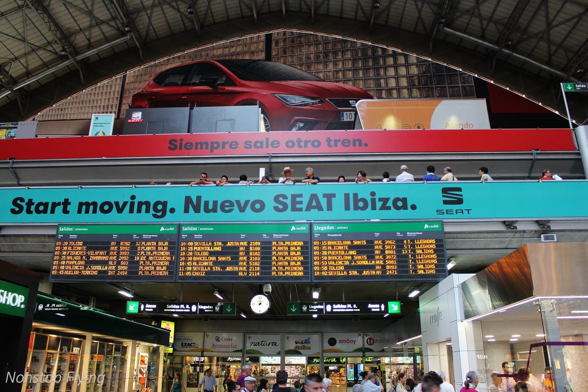 【西班牙】AVE高速鐵路 馬德里-巴塞隆納 特等車廂搭乘紀實 -含馬德里Atocha車站、貴賓室介紹