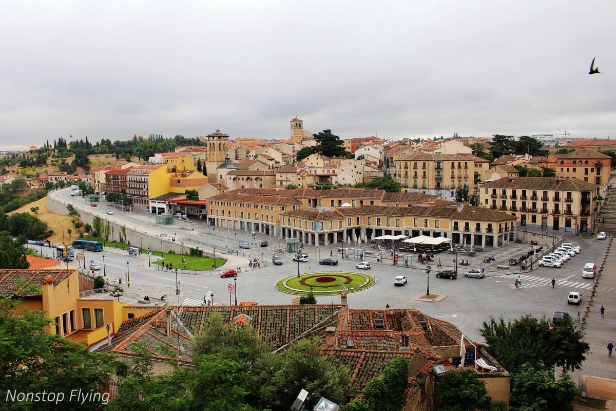 【西班牙】塞哥維亞Segovia 7個精彩景點分享 -一日遊輕鬆走訪經典水道橋、迪士尼城堡、美味烤乳豬 - 第6張圖 【西班牙】塞哥維亞Segovia 7個精彩景點分享 -一日遊輕鬆走訪經典水道橋、迪士尼城堡、美味烤乳豬