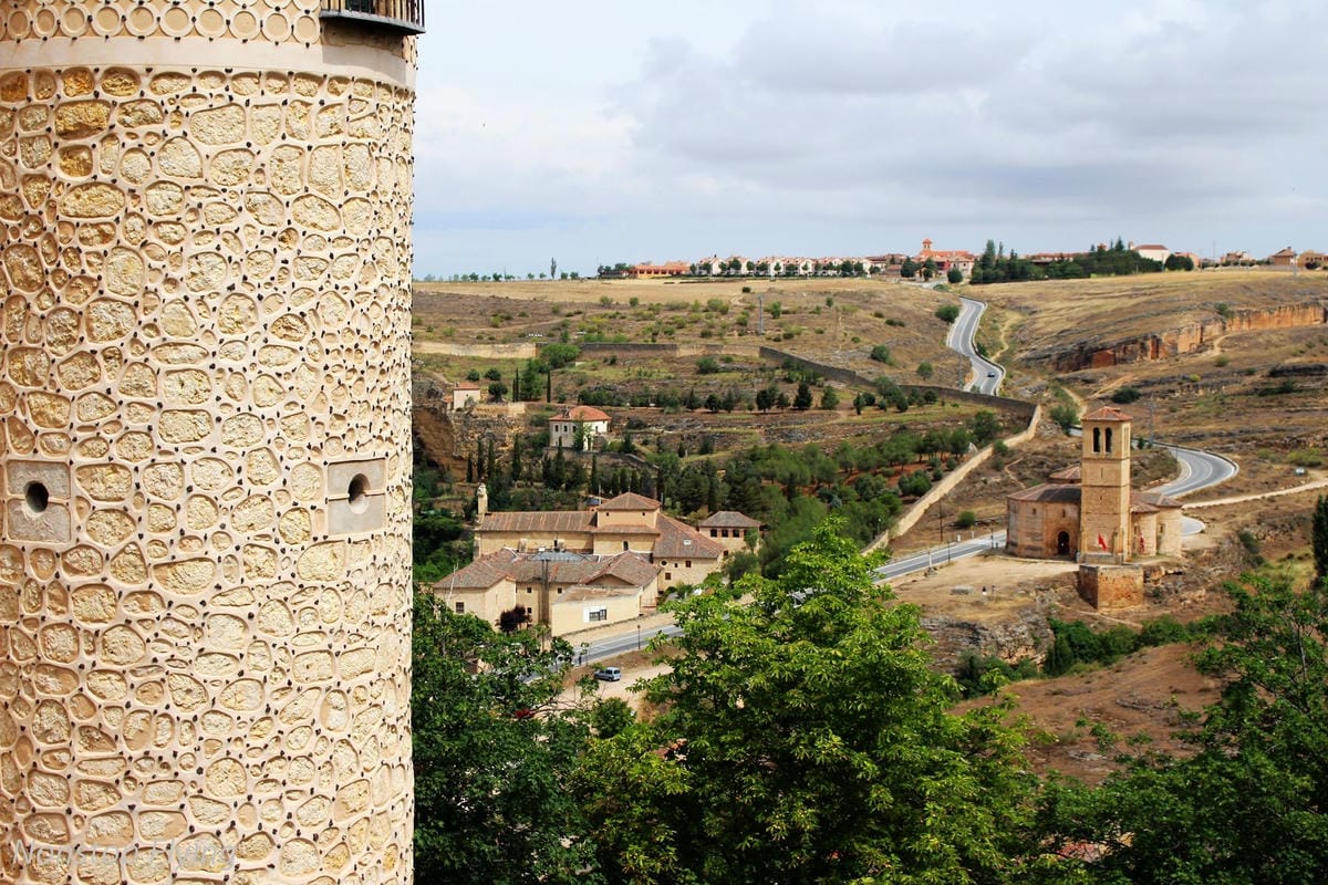 【西班牙】塞哥維亞Segovia 7個精彩景點分享 -一日遊輕鬆走訪經典水道橋、迪士尼城堡、美味烤乳豬 - 第27張圖 【西班牙】塞哥維亞Segovia 7個精彩景點分享 -一日遊輕鬆走訪經典水道橋、迪士尼城堡、美味烤乳豬