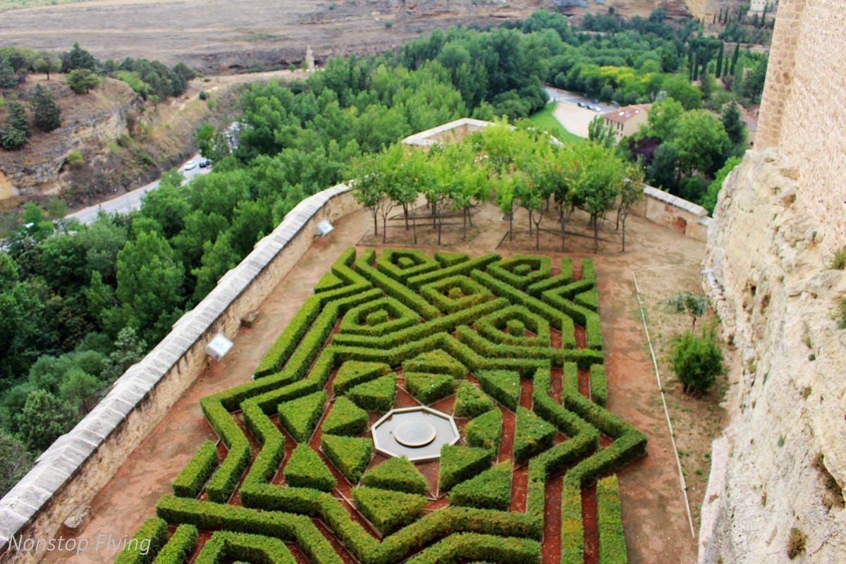 【西班牙】塞哥維亞Segovia 7個精彩景點分享 -一日遊輕鬆走訪經典水道橋、迪士尼城堡、美味烤乳豬 - 第47張圖 【西班牙】塞哥維亞Segovia 7個精彩景點分享 -一日遊輕鬆走訪經典水道橋、迪士尼城堡、美味烤乳豬