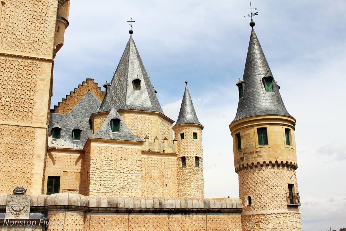 【西班牙】塞哥維亞Segovia 7個精彩景點分享 -一日遊輕鬆走訪經典水道橋、迪士尼城堡、美味烤乳豬 - 第26張圖 【西班牙】塞哥維亞Segovia 7個精彩景點分享 -一日遊輕鬆走訪經典水道橋、迪士尼城堡、美味烤乳豬