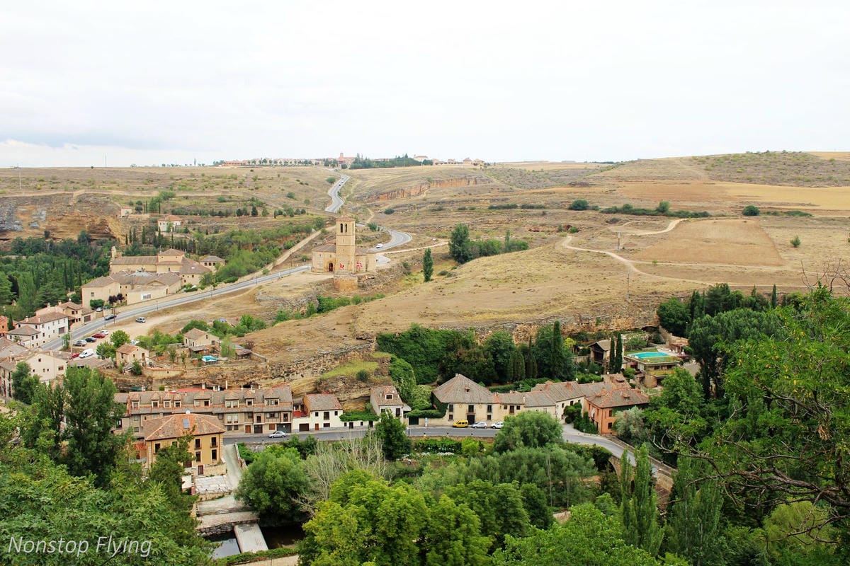 【西班牙】塞哥維亞Segovia 7個精彩景點分享 -一日遊輕鬆走訪經典水道橋、迪士尼城堡、美味烤乳豬 - 第20張圖 【西班牙】塞哥維亞Segovia 7個精彩景點分享 -一日遊輕鬆走訪經典水道橋、迪士尼城堡、美味烤乳豬