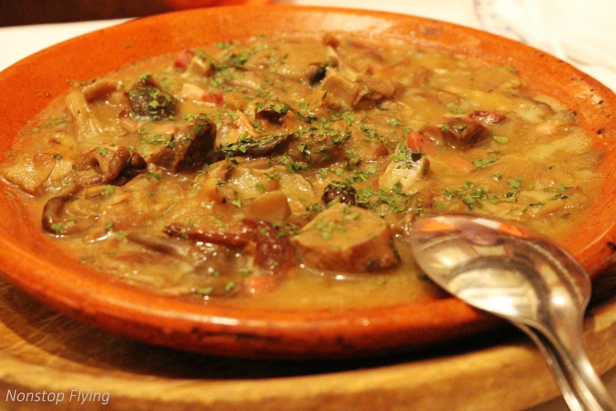 【西班牙】塞哥維亞Segovia 7個精彩景點分享 -一日遊輕鬆走訪經典水道橋、迪士尼城堡、美味烤乳豬 - 第56張圖 【西班牙】塞哥維亞Segovia 7個精彩景點分享 -一日遊輕鬆走訪經典水道橋、迪士尼城堡、美味烤乳豬