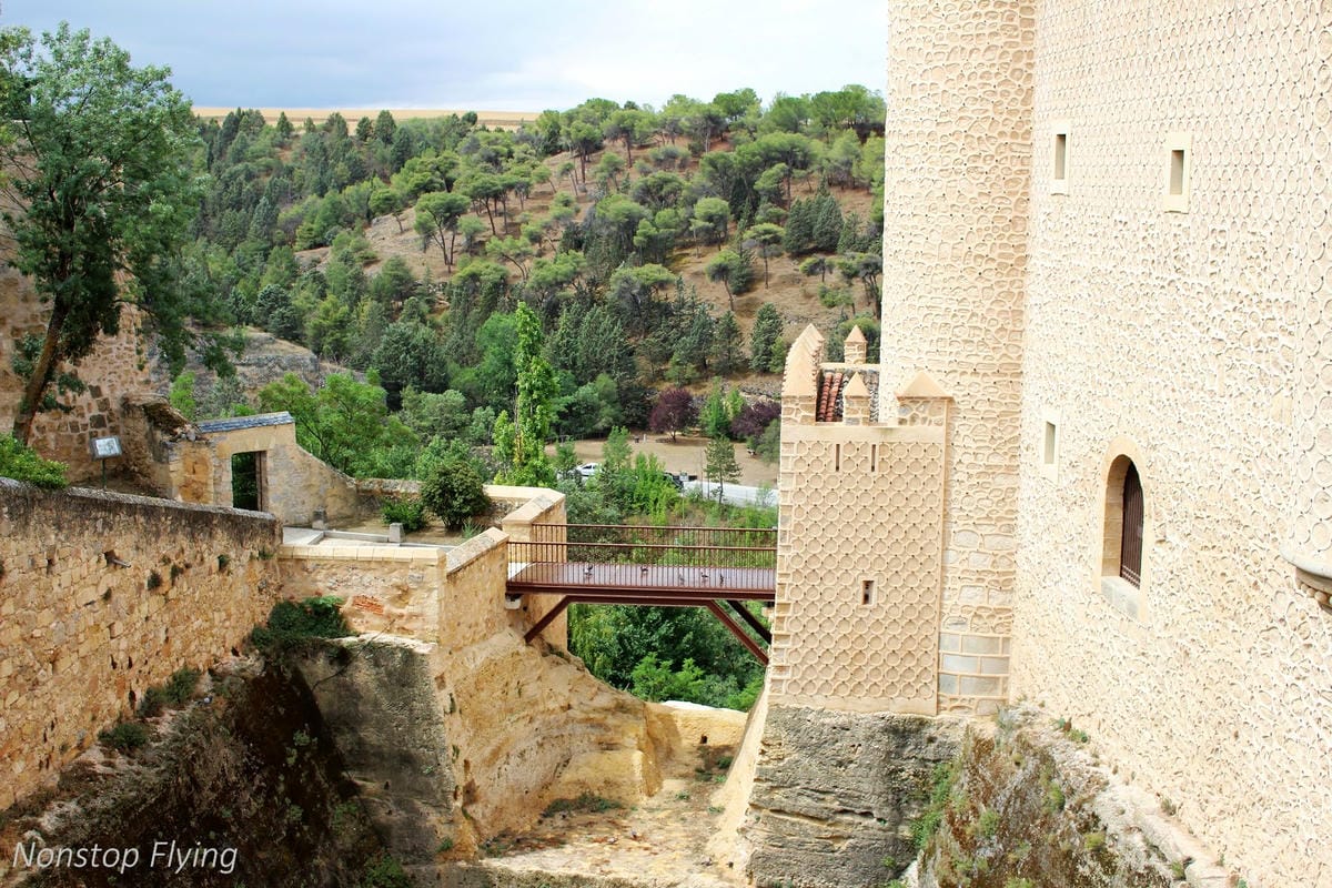 【西班牙】塞哥維亞Segovia 7個精彩景點分享 -一日遊輕鬆走訪經典水道橋、迪士尼城堡、美味烤乳豬 - 第28張圖 【西班牙】塞哥維亞Segovia 7個精彩景點分享 -一日遊輕鬆走訪經典水道橋、迪士尼城堡、美味烤乳豬