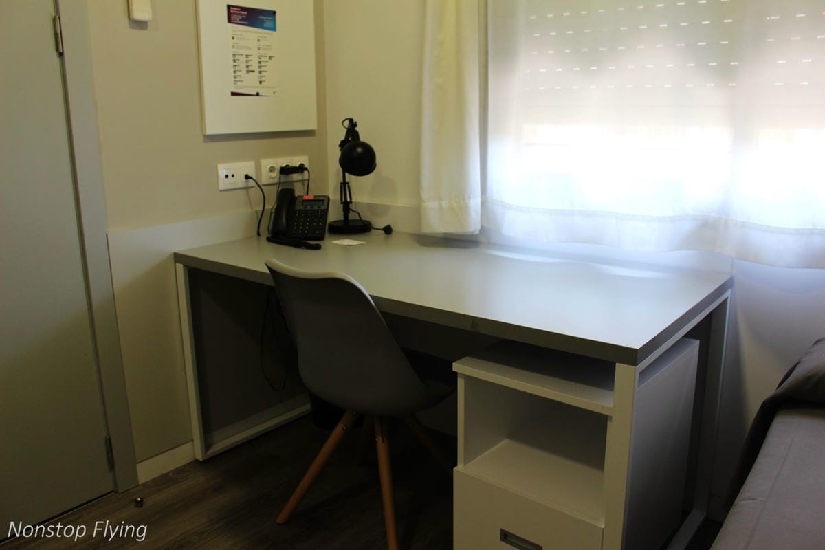 【西班牙】巴塞隆納Residencia Universitaria Barcelona Diagonal住宿心得 -附早餐、泳池,新穎學生會館 - 第20張圖 【西班牙】巴塞隆納Residencia Universitaria Barcelona Diagonal住宿心得 -附早餐、泳池,新穎學生會館