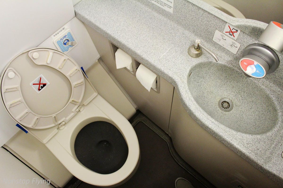 2017.09.28 釜山航空 BX798 台北-釜山 A321紅眼航班飛行記錄 -免費託運行李、餐飲,一早就到釜山開始玩! - 第29張圖 2017.09.28 釜山航空 BX798 台北-釜山 A321紅眼航班飛行記錄 -免費託運行李、餐飲,一早就到釜山開始玩!