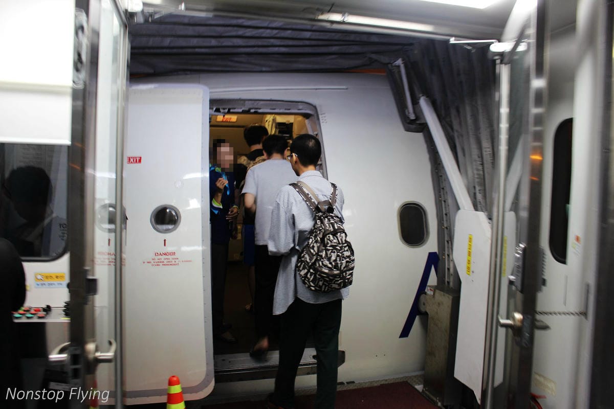 2017.10.01 釜山航空 BX797 釜山-台北 A321飛行記錄與釜山金海國際機場簡介!