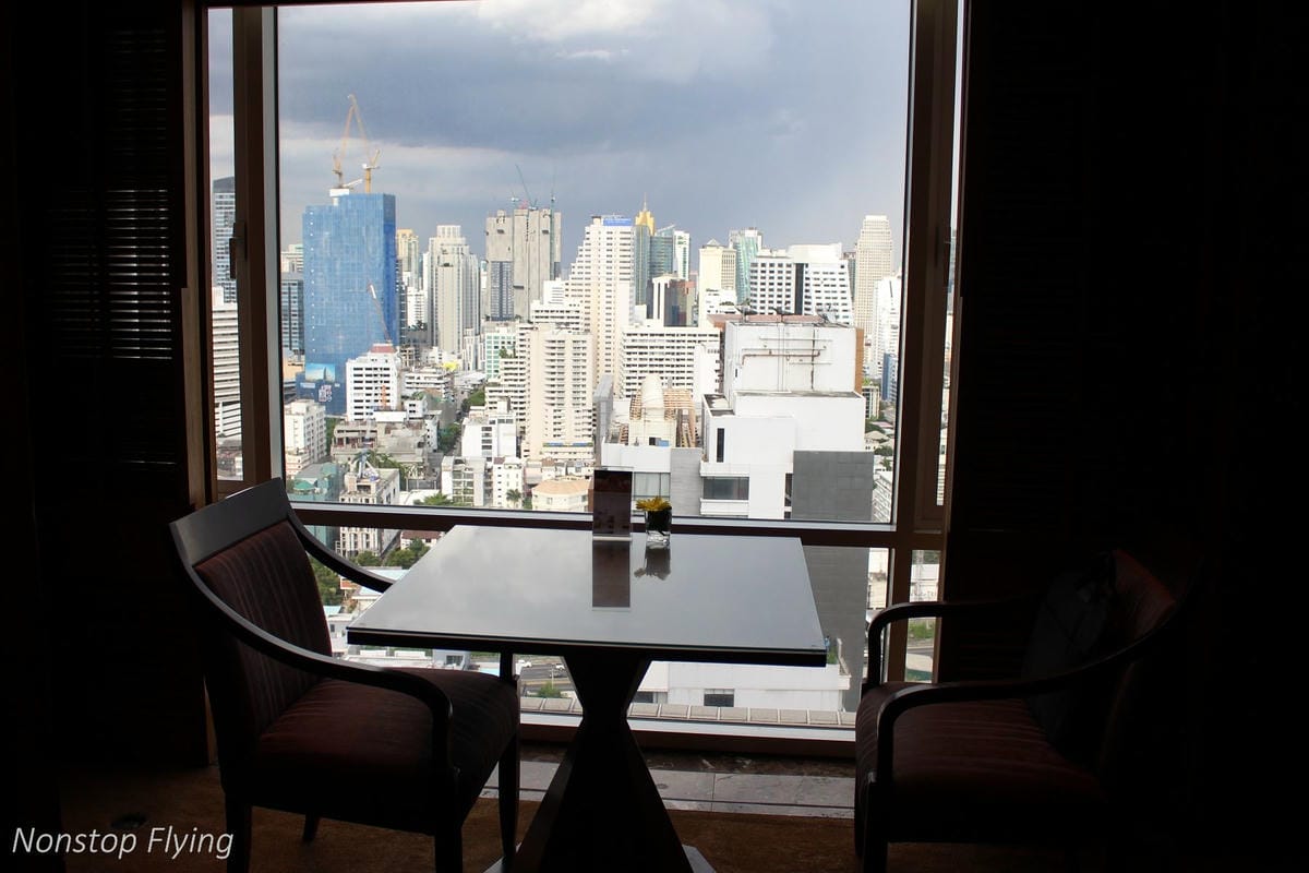 【泰國】曼谷康萊德Conrad Bangkok住宿心得 -含客房、Lounge、餐飲、休閒運動空間介紹