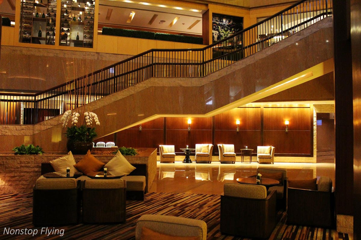 【泰國】曼谷康萊德Conrad Bangkok住宿心得 -含客房、Lounge、餐飲、休閒運動空間介紹