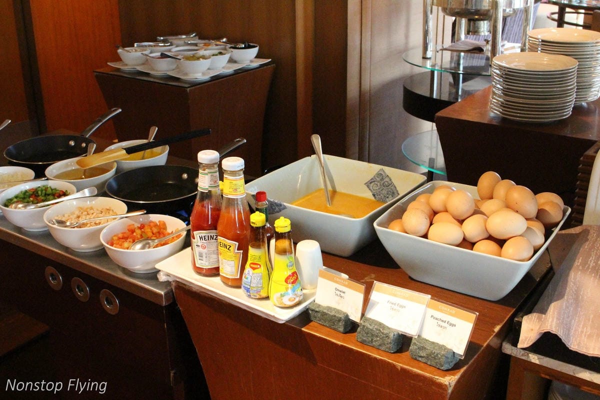 【泰國】曼谷康萊德Conrad Bangkok住宿心得 -含客房、Lounge、餐飲、休閒運動空間介紹