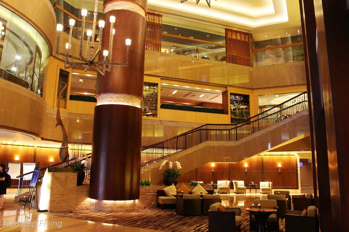 【泰國】曼谷康萊德Conrad Bangkok住宿心得 -含客房、Lounge、餐飲、休閒運動空間介紹