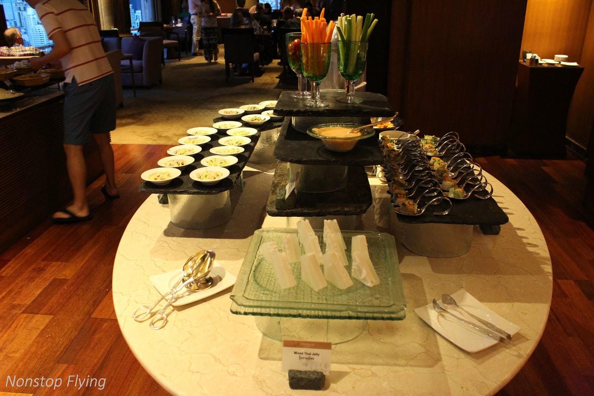 【泰國】曼谷康萊德Conrad Bangkok住宿心得 -含客房、Lounge、餐飲、休閒運動空間介紹