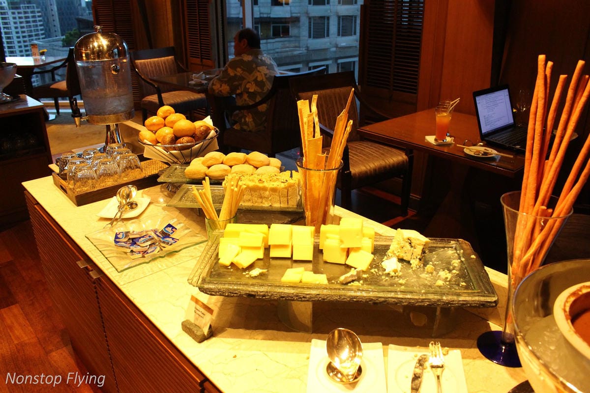 【泰國】曼谷康萊德Conrad Bangkok住宿心得 -含客房、Lounge、餐飲、休閒運動空間介紹