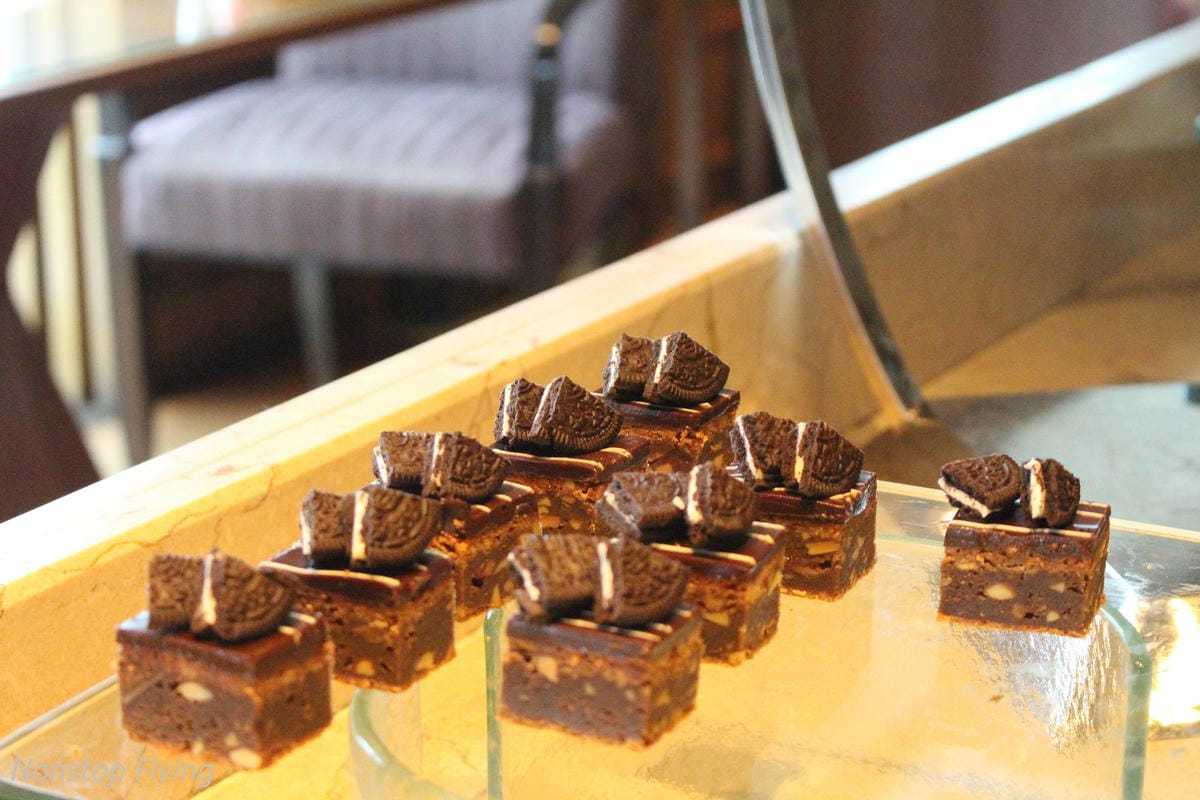 【泰國】曼谷康萊德Conrad Bangkok住宿心得 -含客房、Lounge、餐飲、休閒運動空間介紹