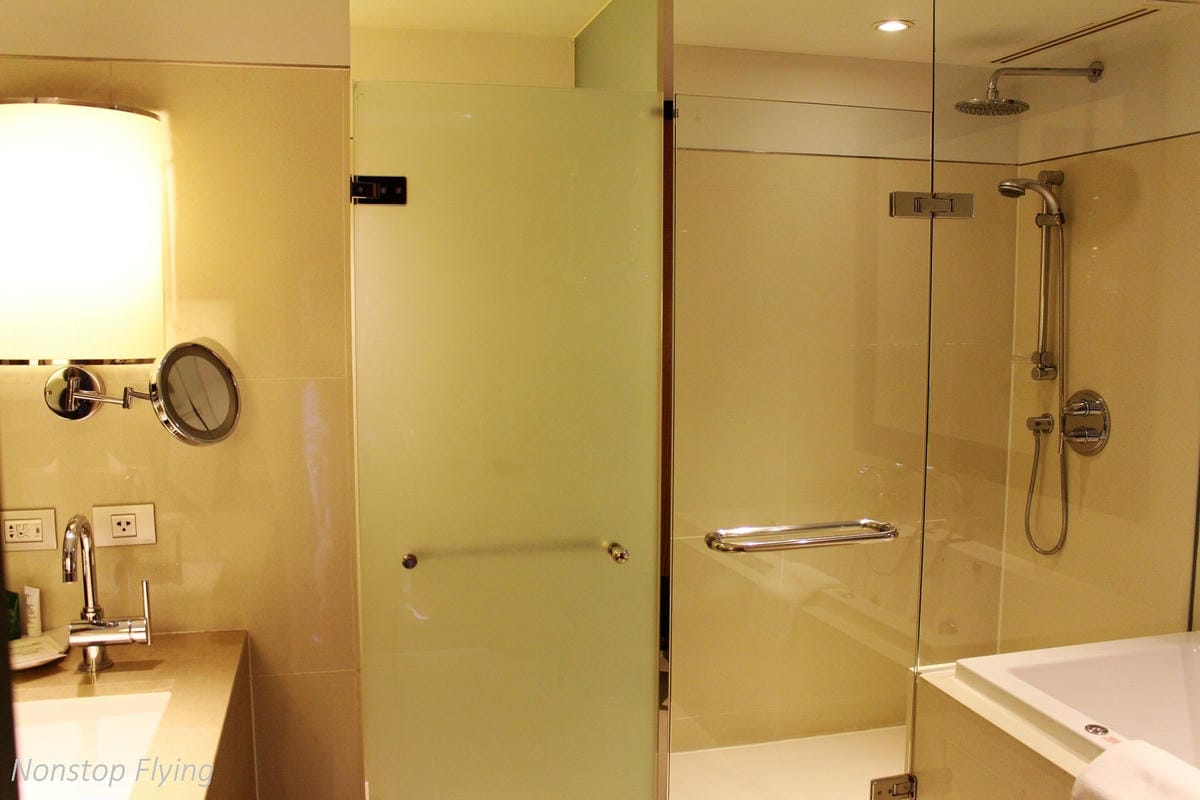 【泰國】曼谷千禧希爾頓Millennium Hilton Bangkok住宿心得,含交通、行政房、Lounge、餐飲、休閒設施介紹 - 第30張圖 【泰國】曼谷千禧希爾頓Millennium Hilton Bangkok住宿心得,含交通、行政房、Lounge、餐飲、休閒設施介紹