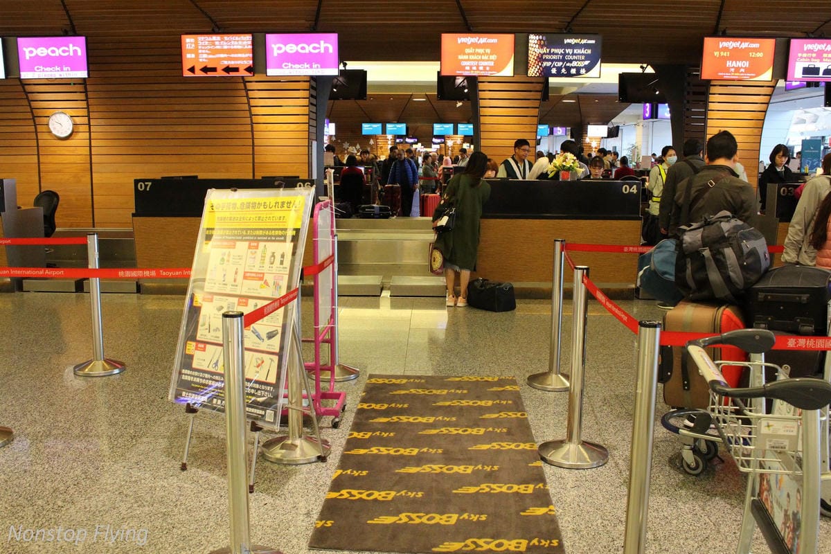 2017.12.13 越捷航空VietJet Air 台北-河內 SkyBoss飛行記錄 -廉航版商務艙,附餐飲行李、專屬櫃檯、貴賓室、優先禮遇 - 第6張圖 2017.12.13 越捷航空VietJet Air 台北-河內 SkyBoss飛行記錄 -廉航版商務艙,附餐飲行李、專屬櫃檯、貴賓室、優先禮遇