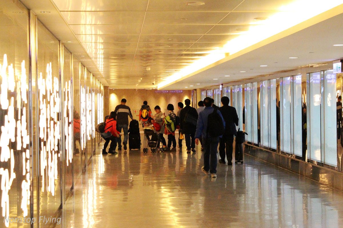 2017.12.13 越捷航空VietJet Air 台北-河內 SkyBoss飛行記錄 -廉航版商務艙,附餐飲行李、專屬櫃檯、貴賓室、優先禮遇 - 第10張圖 2017.12.13 越捷航空VietJet Air 台北-河內 SkyBoss飛行記錄 -廉航版商務艙,附餐飲行李、專屬櫃檯、貴賓室、優先禮遇