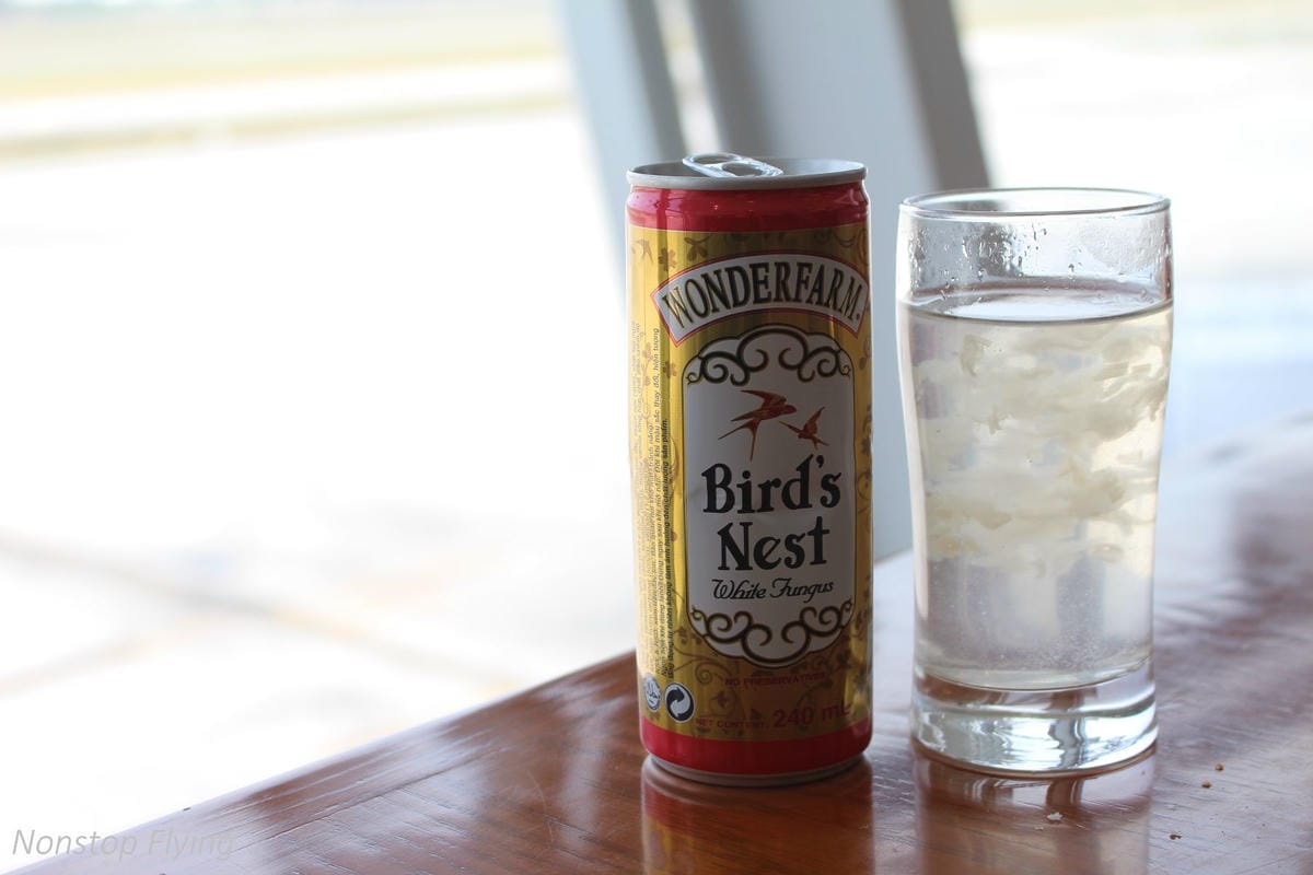 【越南】河內內排機場NIA Business Lounge貴賓室介紹-附冷熱餐飲、酒類、淋浴間、Wi-Fi，越捷、國泰等航空可用