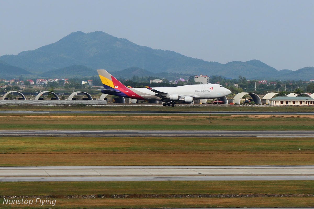 【越南】河內內排機場NIA Business Lounge貴賓室介紹-附冷熱餐飲、酒類、淋浴間、Wi-Fi，越捷、國泰等航空可用