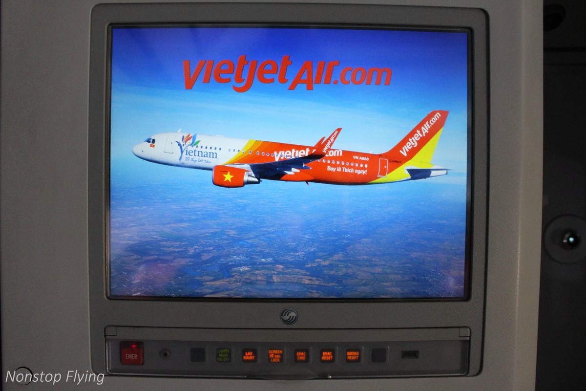 2017.12.16 越捷航空VietJet Air VJ942 河內-台北 SkyBoss飛行記錄 -附餐飲行李、專屬櫃檯、貴賓室、優先禮遇 - 第47張圖 2017.12.16 越捷航空VietJet Air VJ942 河內-台北 SkyBoss飛行記錄 -附餐飲行李、專屬櫃檯、貴賓室、優先禮遇