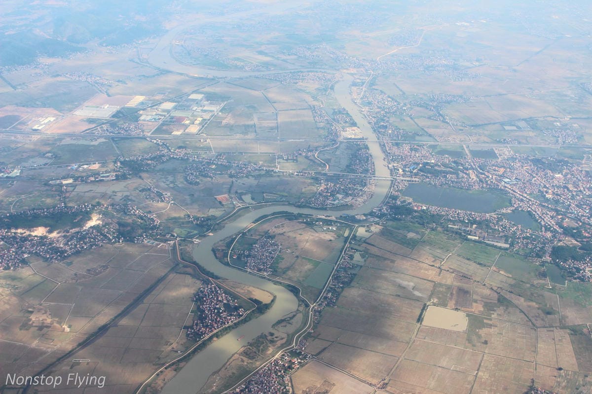 2017.12.16 越捷航空VietJet Air VJ942 河內-台北 SkyBoss飛行記錄 -附餐飲行李、專屬櫃檯、貴賓室、優先禮遇 - 第34張圖 2017.12.16 越捷航空VietJet Air VJ942 河內-台北 SkyBoss飛行記錄 -附餐飲行李、專屬櫃檯、貴賓室、優先禮遇